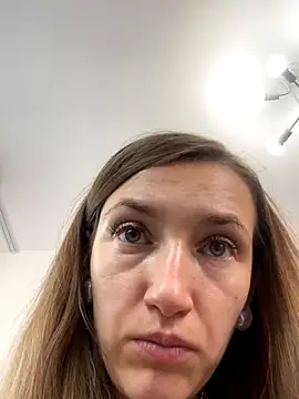 Snapshot of KateRedgar chatting on 09/19/25, 10:08 KateRedgar online show from 09/19/25, 10:08