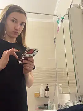 KateRedgar online show from 03/11/26, 11:04