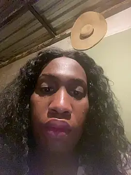 Snapshot of Moorella1 chatting on 03/04/26, 03:58 Moorella1 online show from 03/04/26, 03:58