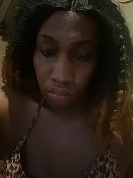 Snapshot of Moorella1 chatting on 02/03/26, 05:05 Moorella1 online show from 02/03/26, 05:05