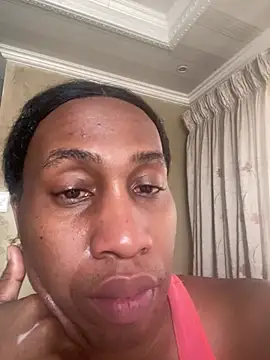 Snapshot of Moorella1 chatting on 02/17/26, 10:45 Moorella1 online show from 02/17/26, 10:45