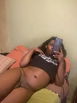 Snapshot of Moorella1 chatting on 04/08/26, 07:43 Moorella1 online show from 04/08/26, 07:43