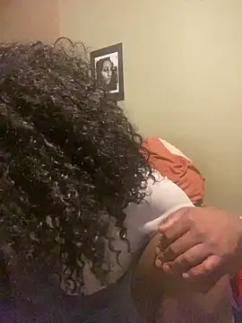 Snapshot of Moorella1 chatting on 02/24/26, 06:20 Moorella1 online show from 02/24/26, 06:20