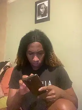 Snapshot of Moorella1 chatting on 04/06/26, 06:03 Moorella1 online show from 04/06/26, 06:03