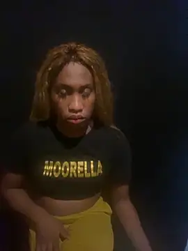 Moorella1 online show from 11/27/25, 01:33