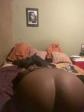 Moorella1 online show from 12/18/25, 08:34