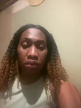 Snapshot of Moorella1 chatting on 02/20/26, 03:03 Moorella1 online show from 02/20/26, 03:03