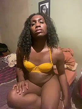 Snapshot of Moorella1 chatting on 03/05/26, 05:42 Moorella1 online show from 03/05/26, 05:42