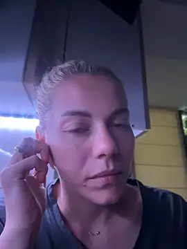 Snapshot of tanyagrey chatting on 06/12/26, 06:33 tanyagrey online show from 06/12/26, 06:33