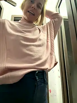 tanyagrey online show from 10/20/25, 05:53