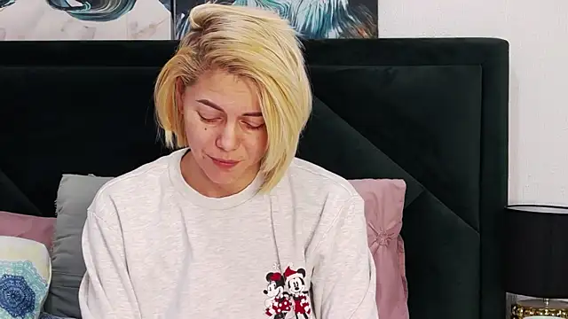 tanyagrey online show from 02/25/26, 06:35