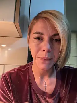 tanyagrey online show from 10/10/25, 06:25