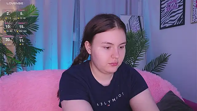 Mia  Peach online show from 03/14/25, 04:10