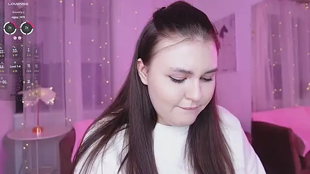 Mia  Peach online show from 03/21/25, 05:56