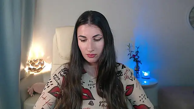 Snapshot of MaryMalory11 chatting on 06/21/26, 04:13 MaryMalory11 online show from 06/21/26, 04:13