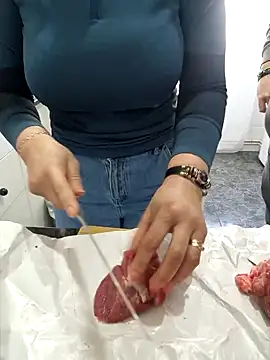 Snapshot of lamorbosa37 chatting on 03/17/26, 11:24 lamorbosa37 online show from 03/17/26, 11:24