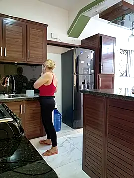 lamorbosa37 online show from 03/05/25, 10:10