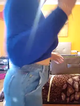 Snapshot of lamorbosa37 chatting on 03/29/26, 03:35 lamorbosa37 online show from 03/29/26, 03:35