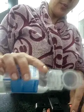 Snapshot of lamorbosa37 chatting on 04/16/26, 12:06 lamorbosa37 online show from 04/16/26, 12:06