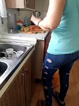 lamorbosa37 online show from 09/09/25, 01:53