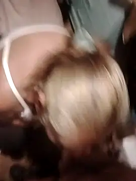 Snapshot of 69LanceRomance69 chatting on 09/13/25, 04:01 69LanceRomance69 online show from 09/13/25, 04:01