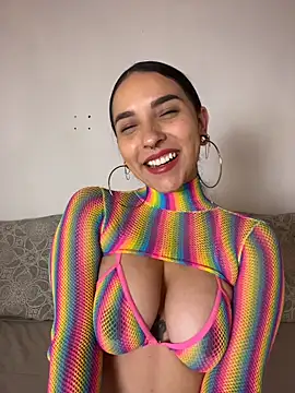 ThaliaRivera  online show from 05/17/26, 02:11