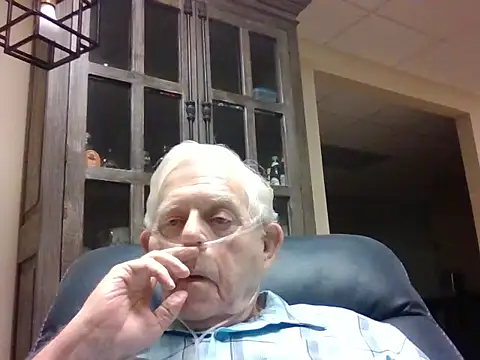 Snapshot of bootlegmanz chatting on 07/15/26, 03:57 bootlegmanz online show from 07/15/26, 03:57