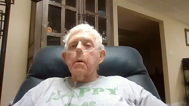 Snapshot of bootlegmanz chatting on 06/30/26, 12:10 bootlegmanz online show from 06/30/26, 12:10