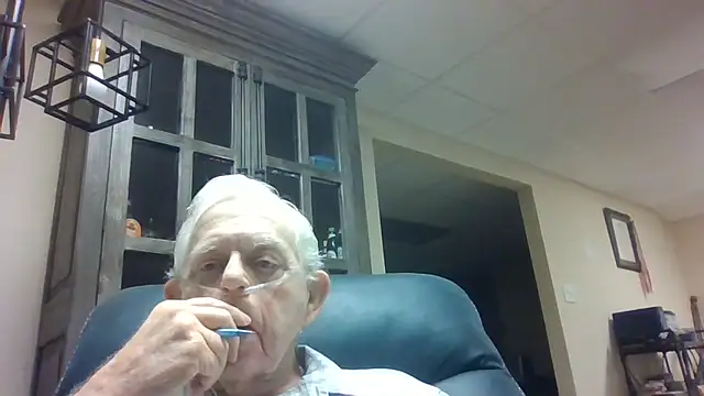 Snapshot of bootlegmanz chatting on 07/07/26, 12:52 bootlegmanz online show from 07/07/26, 12:52
