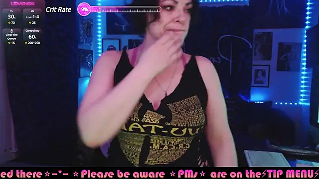 Snapshot of PenneyLayne chatting on 12/03/24, 06:43 PenneyLayne online show from 12/03/24, 06:43