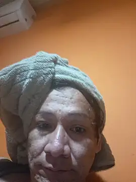 miicheele32 online show from 11/04/25, 07:45