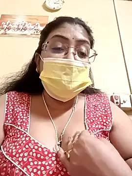 Snapshot of LAVERNIYA_ chatting on 01/18/25, 09:45 LAVERNIYA  online show from 01/18/25, 09:45