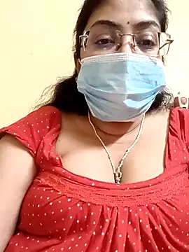 Snapshot of LAVERNIYA_ chatting on 01/27/25, 07:56 LAVERNIYA  online show from 01/27/25, 07:56