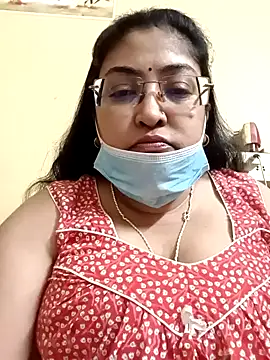 Snapshot of LAVERNIYA_ chatting on 01/28/25, 01:38 LAVERNIYA  online show from 01/28/25, 01:38