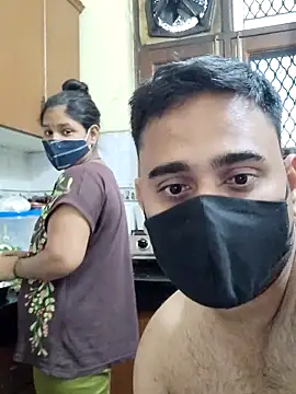 IND COUPLE1 online show from 02/22/25, 08:40