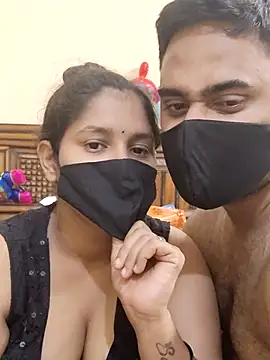 IND COUPLE1 online show from 03/05/25, 07:27