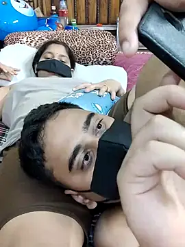 IND COUPLE1 online show from 03/01/25, 11:47