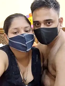 IND COUPLE1 online show from 02/18/25, 01:33