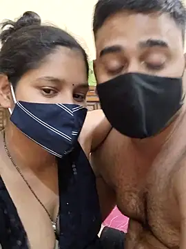 IND COUPLE1 online show from 02/19/25, 04:55