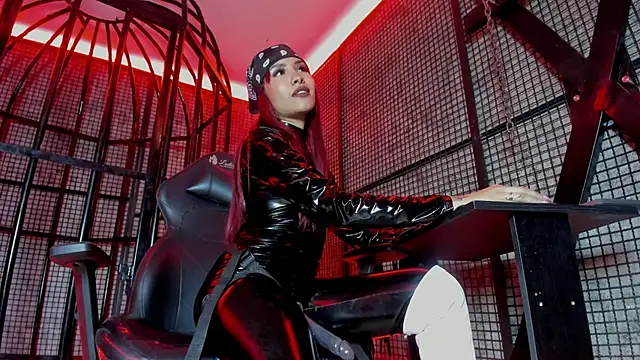 NAILAHARD online show from 10/21/25, 01:43