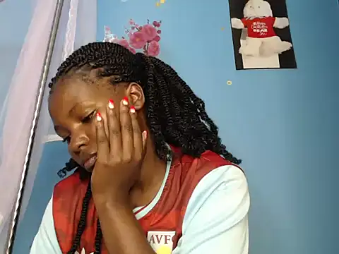 TrishaKalid online show from 04/15/26, 07:58