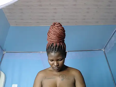 TrishaKalid online show from 12/14/25, 08:31