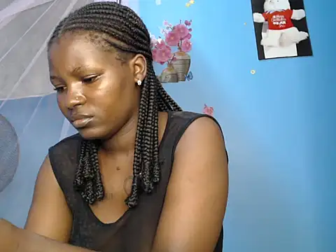 TrishaKalid online show from 03/21/26, 07:40