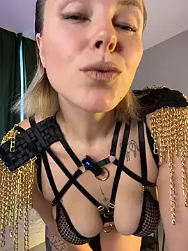 Snapshot of Charming_Daphny chatting on 02/01/26, 06:33 Charming Daphny online show from 02/01/26, 06:33