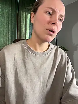 Snapshot of Charming_Daphny chatting on 02/11/26, 07:30 Charming Daphny online show from 02/11/26, 07:30