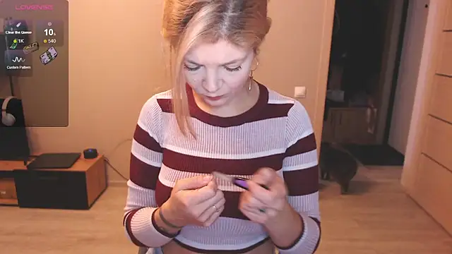 Brience online show from 11/18/25, 03:32