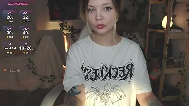 Snapshot of Brience chatting on 12/11/24, 06:36 Brience online show from 12/11/24, 06:36