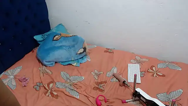 daisha becker online show from 12/11/24, 03:02