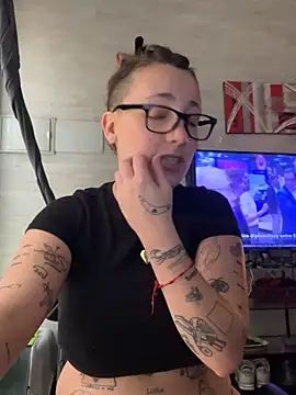 Hawitxui online show from 04/11/26, 07:27