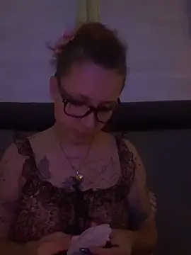 Hawitxui online show from 09/30/25, 06:47